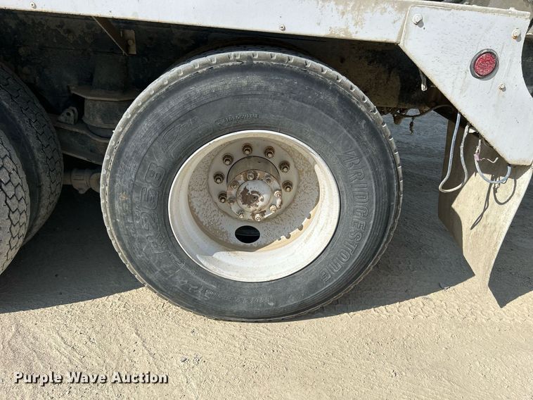 image for item DR4636 2003 Kenworth W900  ready mix truck