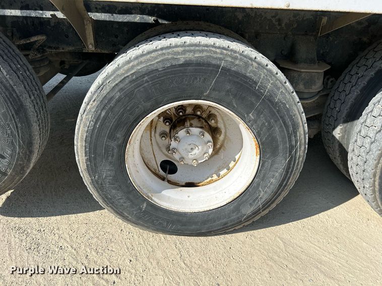 image for item DR4636 2003 Kenworth W900  ready mix truck