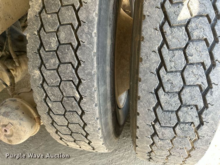 image for item DR4636 2003 Kenworth W900  ready mix truck