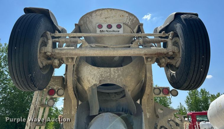 image for item DR4637 2003 Kenworth W900  ready mix truck