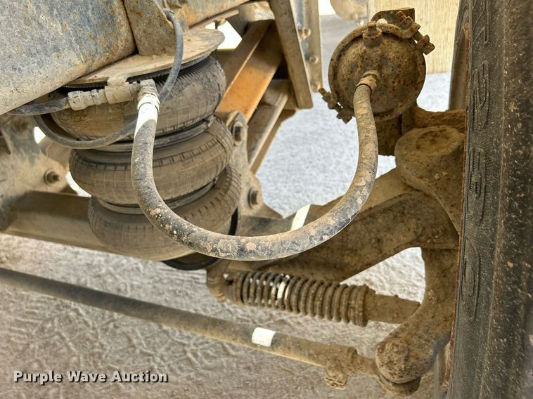 image for item DR4637 2003 Kenworth W900  ready mix truck