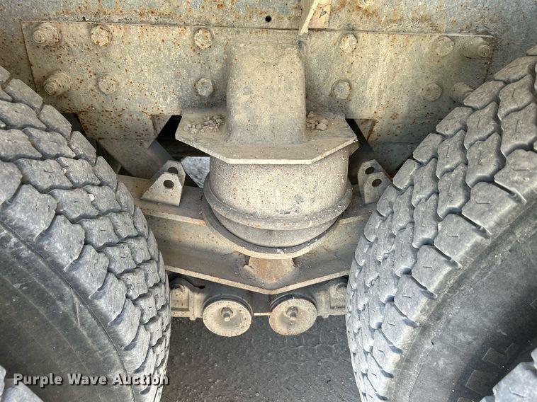 image for item DR4637 2003 Kenworth W900  ready mix truck