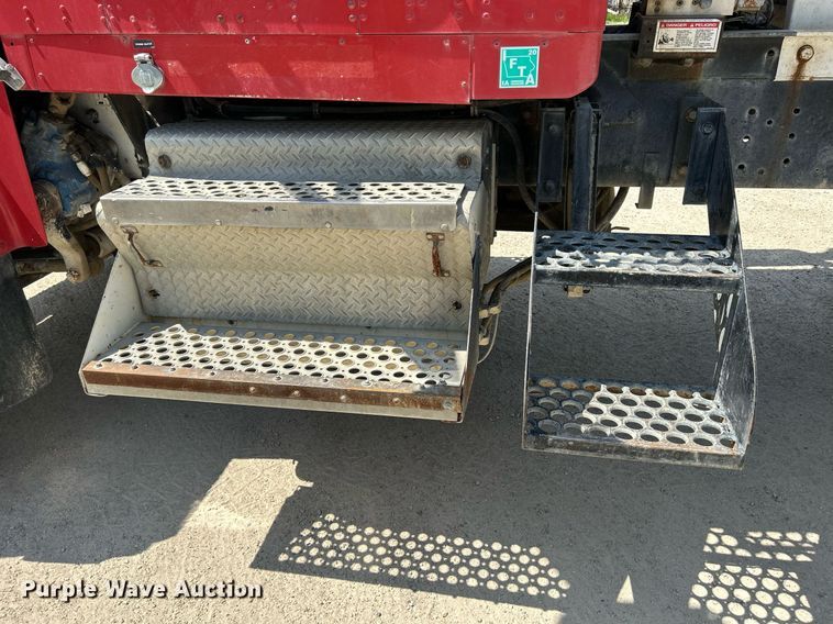 image for item DR4637 2003 Kenworth W900  ready mix truck