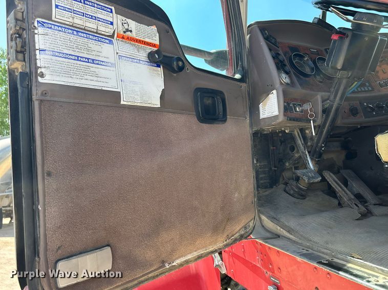 image for item DR4637 2003 Kenworth W900  ready mix truck