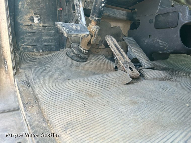 image for item DR4637 2003 Kenworth W900  ready mix truck