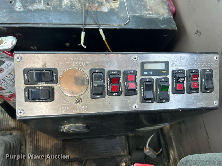 image for item DR4637 2003 Kenworth W900  ready mix truck