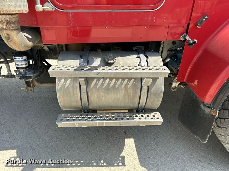 image for item DR4637 2003 Kenworth W900  ready mix truck