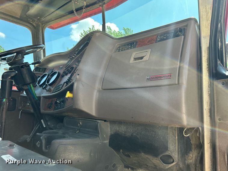 image for item DR4637 2003 Kenworth W900  ready mix truck