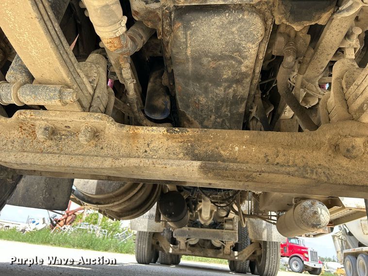 image for item DR4637 2003 Kenworth W900  ready mix truck