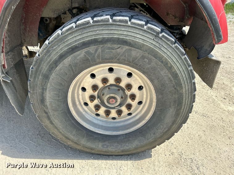 image for item DR4637 2003 Kenworth W900  ready mix truck