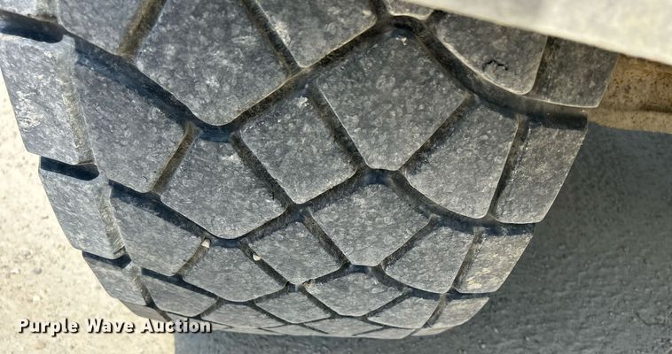 image for item DR4637 2003 Kenworth W900  ready mix truck