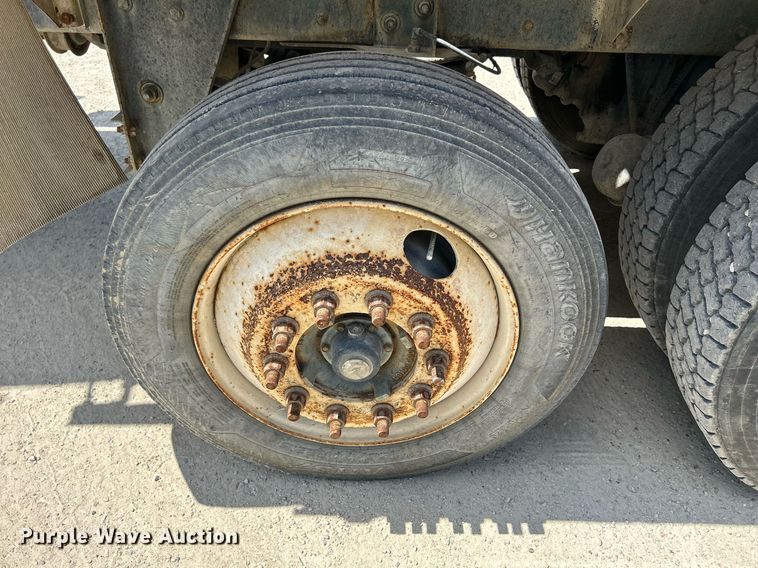 image for item DR4637 2003 Kenworth W900  ready mix truck