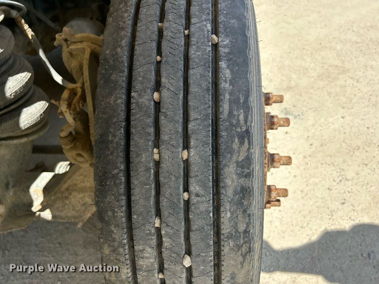 image for item DR4637 2003 Kenworth W900  ready mix truck