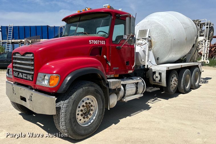 image for item DR4638 2007 Mack CV513 Granite  ready mix truck