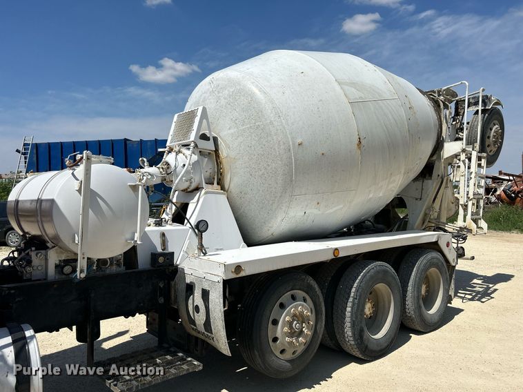 image for item DR4638 2007 Mack CV513 Granite  ready mix truck