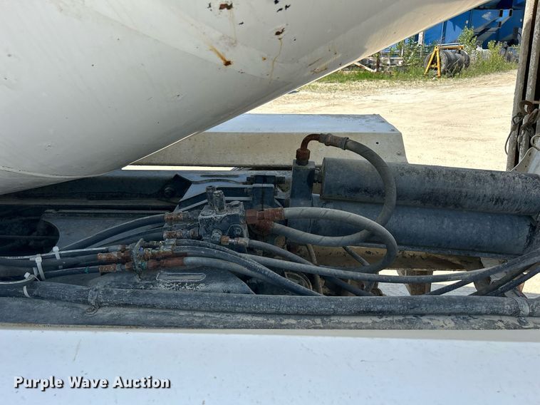 image for item DR4638 2007 Mack CV513 Granite  ready mix truck