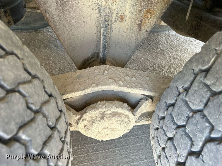 image for item DR4638 2007 Mack CV513 Granite  ready mix truck