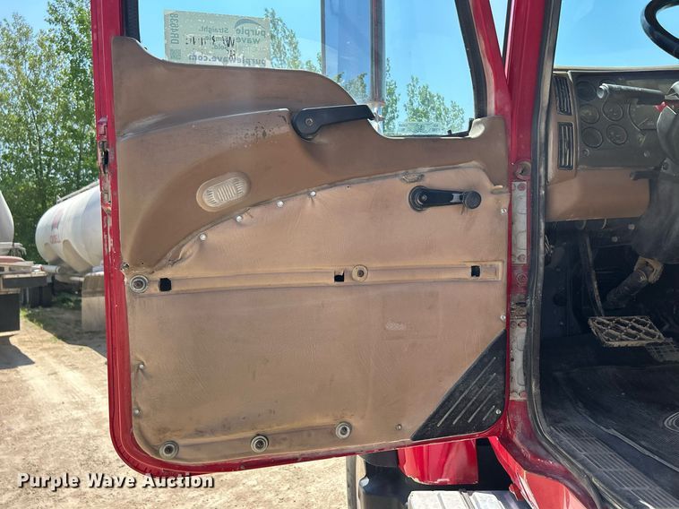 image for item DR4638 2007 Mack CV513 Granite  ready mix truck