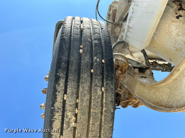 image for item DR4638 2007 Mack CV513 Granite  ready mix truck