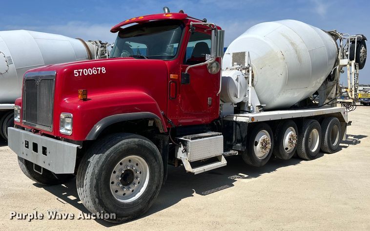 image for item DR4639 2006 International Paystar 5500i  ready mix truck