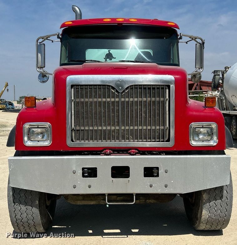 image for item DR4639 2006 International Paystar 5500i  ready mix truck