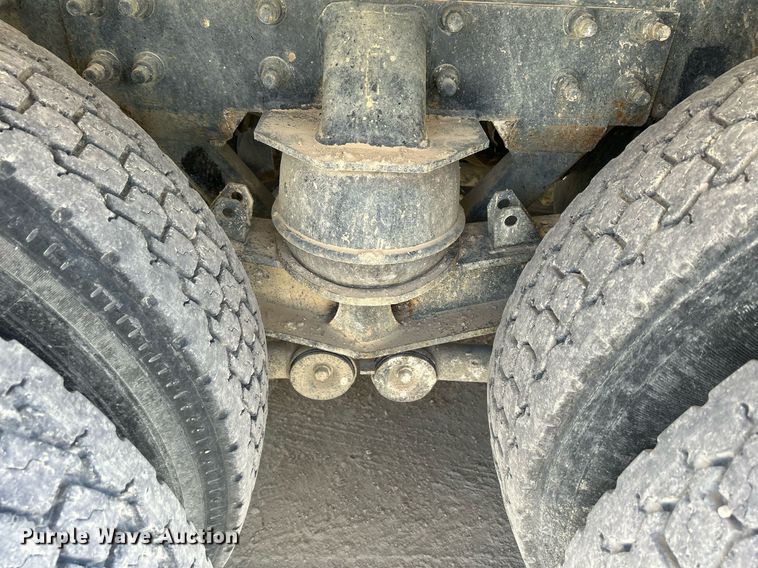 image for item DR4639 2006 International Paystar 5500i  ready mix truck