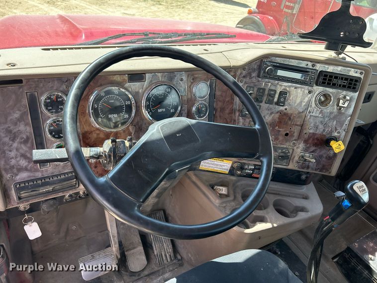 image for item DR4639 2006 International Paystar 5500i  ready mix truck