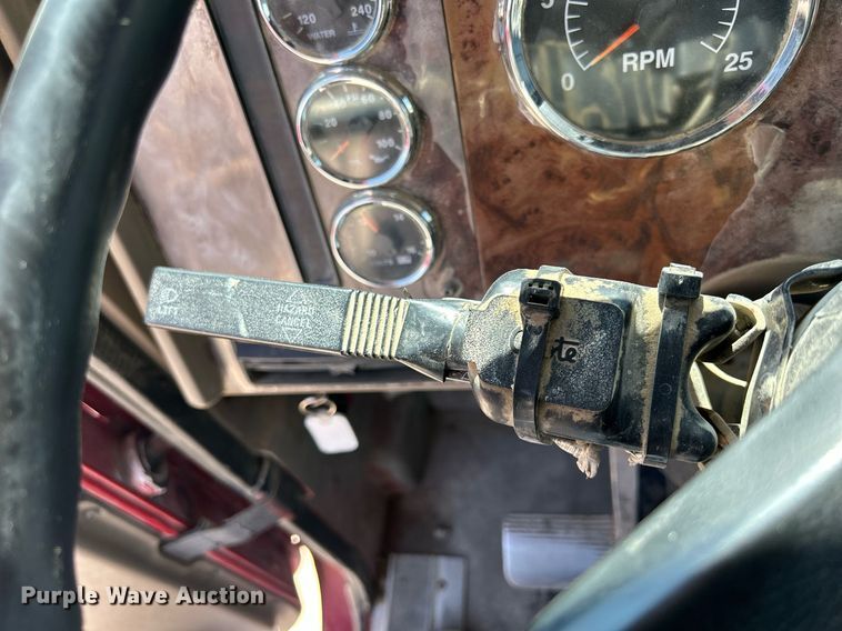 image for item DR4639 2006 International Paystar 5500i  ready mix truck