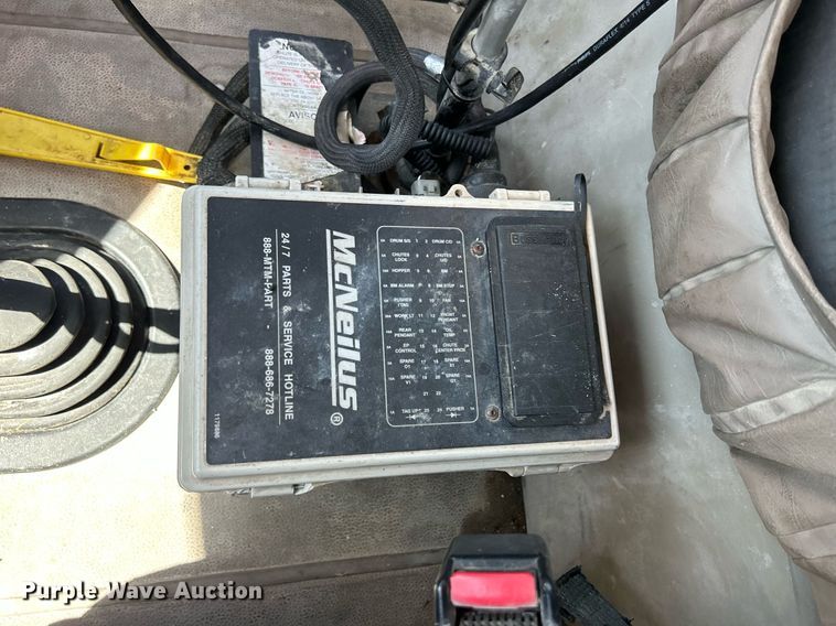 image for item DR4639 2006 International Paystar 5500i  ready mix truck