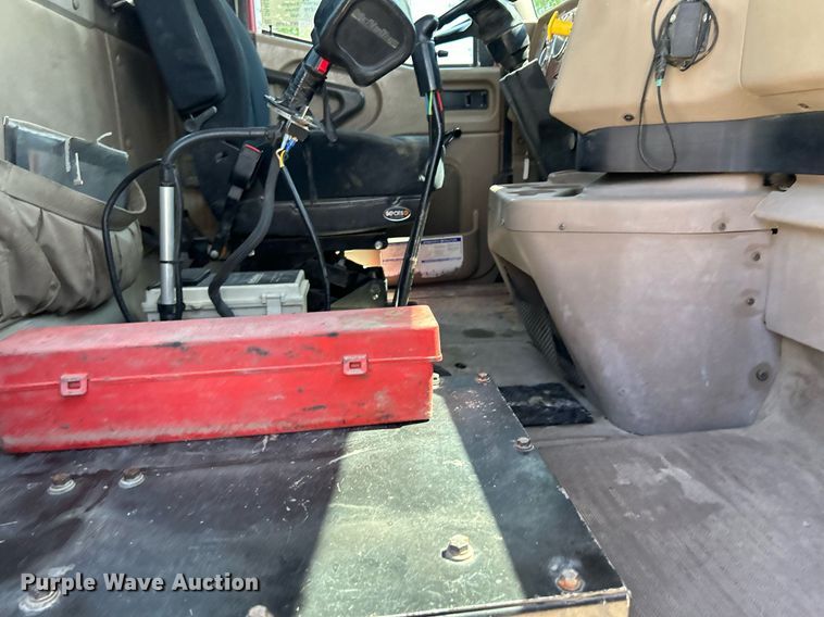 image for item DR4639 2006 International Paystar 5500i  ready mix truck