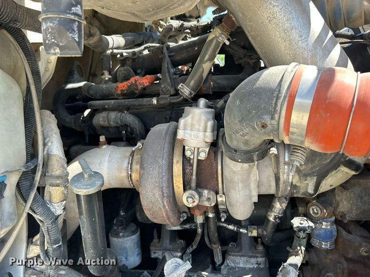 image for item DR4639 2006 International Paystar 5500i  ready mix truck