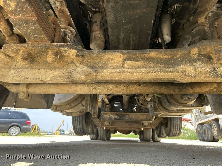 image for item DR4639 2006 International Paystar 5500i  ready mix truck