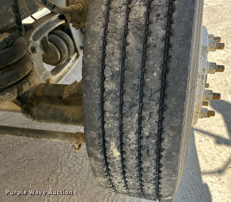 image for item DR4639 2006 International Paystar 5500i  ready mix truck