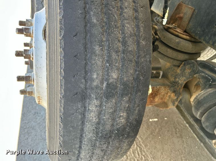 image for item DR4639 2006 International Paystar 5500i  ready mix truck