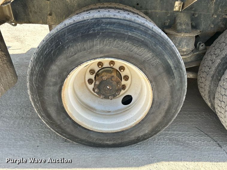 image for item DR4639 2006 International Paystar 5500i  ready mix truck