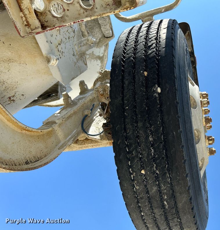 image for item DR4639 2006 International Paystar 5500i  ready mix truck