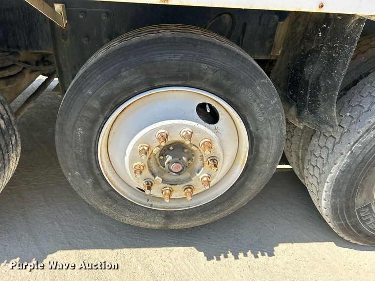 image for item DR4639 2006 International Paystar 5500i  ready mix truck