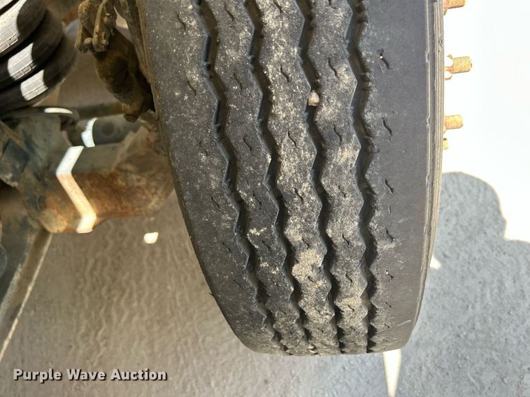 image for item DR4639 2006 International Paystar 5500i  ready mix truck