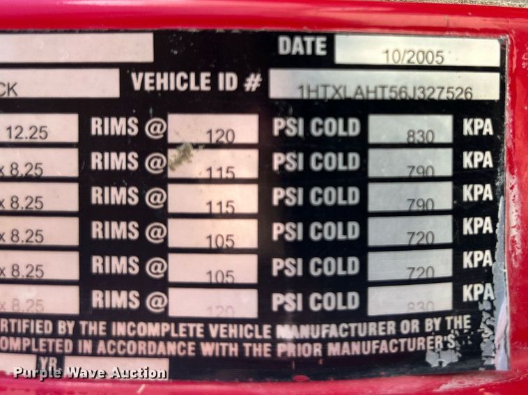 image for item DR4639 2006 International Paystar 5500i  ready mix truck