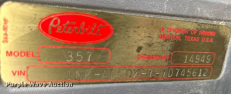 image for item DR4640 2007 Peterbilt 357  ready mix truck