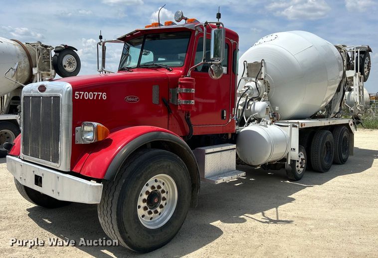 image for item DR4641 2007 Peterbilt 357  ready mix truck