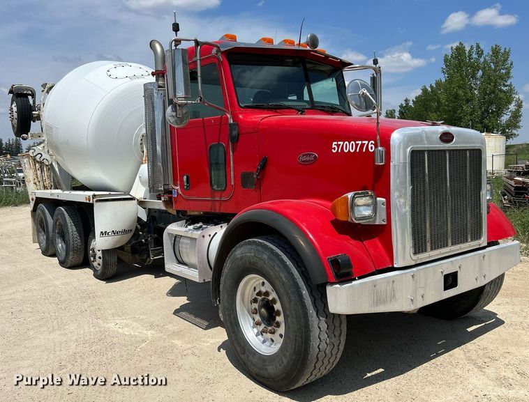 image for item DR4641 2007 Peterbilt 357  ready mix truck