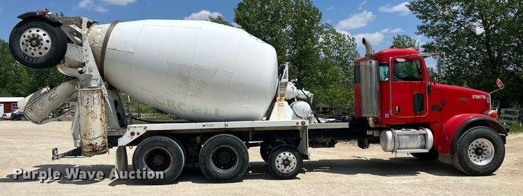 image for item DR4641 2007 Peterbilt 357  ready mix truck