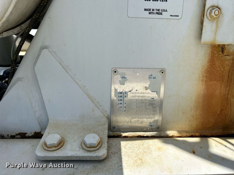 image for item DR4641 2007 Peterbilt 357  ready mix truck