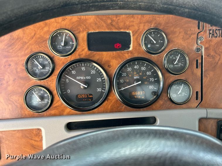 image for item DR4641 2007 Peterbilt 357  ready mix truck