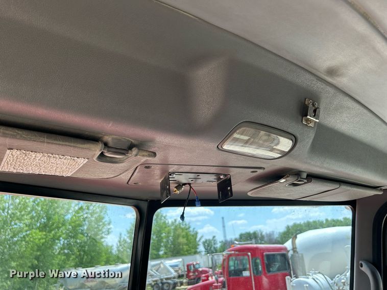 image for item DR4641 2007 Peterbilt 357  ready mix truck