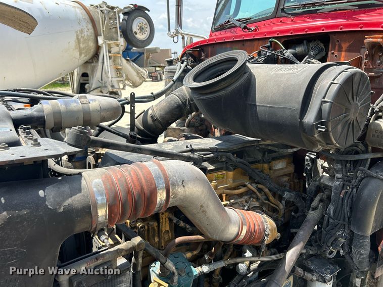 image for item DR4641 2007 Peterbilt 357  ready mix truck