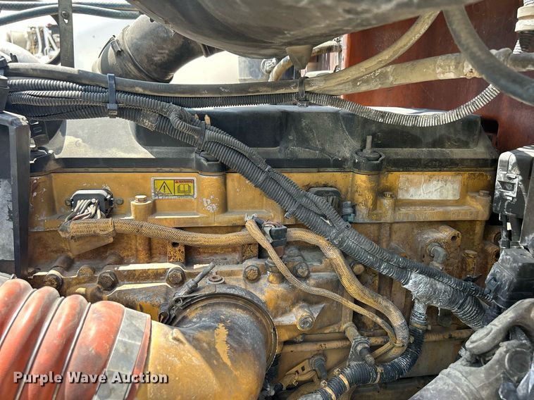 image for item DR4641 2007 Peterbilt 357  ready mix truck