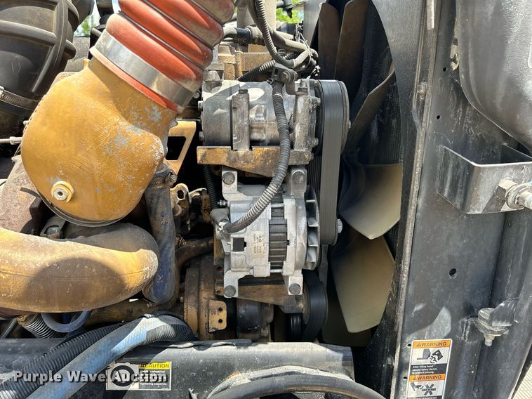 image for item DR4641 2007 Peterbilt 357  ready mix truck