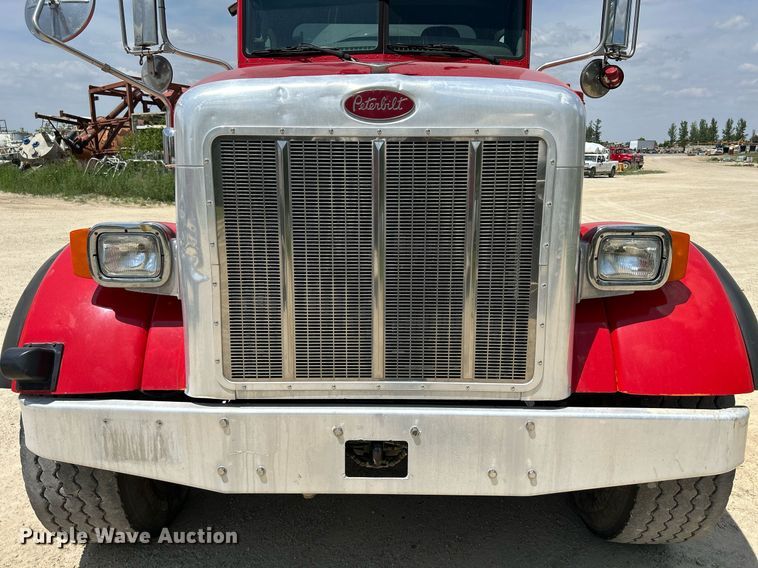 image for item DR4641 2007 Peterbilt 357  ready mix truck